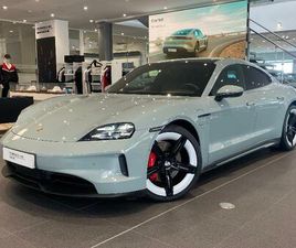 PORSCHE TAYCAN 4S 4S 400 KW (544 CV)
