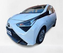 TOYOTA PORTE TOYOTA AYGO CONNECT 1.0 VVT-I 72CV 5 PORTE X-BUS