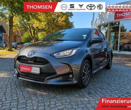 TOYOTA YARIS TOYOTA YARIS 1.5 D TEAM DEUTSCHLAND ACC AUT LED NAVI LM
