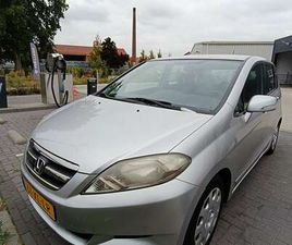 HONDA FRV 1.8 AUTOMATIK COMFORT