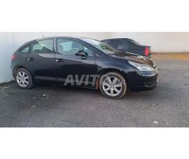 VOITURE C4 À VENDRE EN BON ÉTAT DE PROPRIÉTÉ