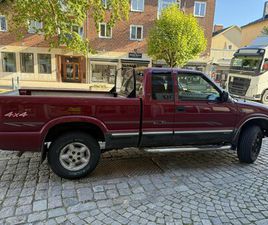 CHEVROLET S10 CHEVROLET S-10 EXTENDED CAB 4.3 V6 4WD HYDRA-MATIC