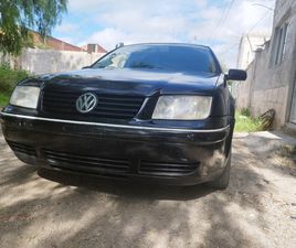 VOLKSWAGEN JETTA VR6 VOLKSWAGEN JETTA 2.8 GLX VR6 5VEL AA PIEL MT