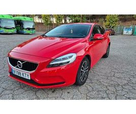 VOLVO - V40