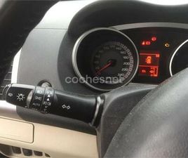 MITSUBISHI OUTLANDER MITSUBISHI OUTLANDER