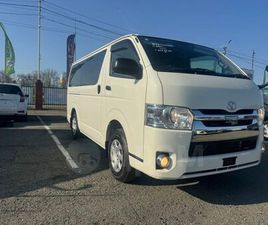 TOYOTA HIACE