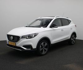 MG ZS - EV LUXURY 45 KWH | 1E-EIGENAAR | LEDER | NAVI | PANORAMADAK | APPLE CARPLAY | CAMERA | ADA