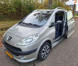 PEUGEOT 1007 PEUGEOT 1007 - HEEL LEUK ALLES WERKT PERFECT NIEUWE DISTRIBUTIERIEM