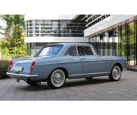 PEUGEOT 404 1968 PEUGEOT 404 BLEU MANUEL, 4 VITESSES CONDUITE À GAUCH...