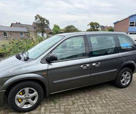 CHRYSLER VOYAGER - 3.3I V6 SE | ROLSTOELAUTO