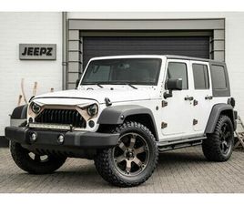 JEEP WRANGLER UNLIMITED - 3.6 SAHARA - FUEL VELGEN 20 INCH