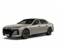 BMW M760 E XDRIVE *M PERFORMANCE*AHK*KRISTALL*21 ZO*