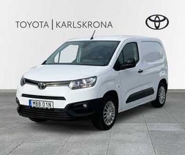 TOYOTA PROACE CITY 1.2 TURBO DRAGKROK DUBBELGOLV INREDNING 110HK