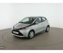 TOYOTA AYGO 1.0 X-PLAY