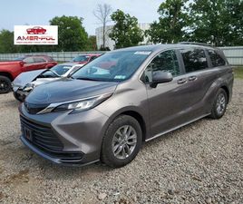 TOYOTA SIENNA TOYOTA SIENNA LE, 2022R., 4X4, 2.5L 2.5 HYBRYDA 245KM