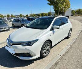 TOYOTA AURIS HYBRID ACTIVE