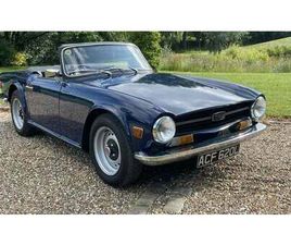1972 TRIUMPH TR6 BLEU MANUEL, 4 VITESSES CONDUITE À DROIT...
