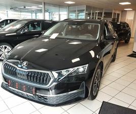 SKODA OCTAVIA SKODA OCTAVIA 1,5 DSG LEDER MATRIX E.SITZE HUD ACC