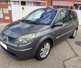 RENAULT - GRAND SCÉNIC