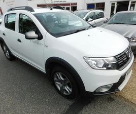 DACIA SANDERO STEPWAY 2018 - COMFORT TCE 5-DOOR