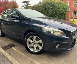 VOLVO V40 CROSS COUNTRY D3 2013 VOLVO V40 CROSS COUNTRY 2.0 D3 LUX NAV HATCHBACK 5DR DIESEL GEARTRONIC