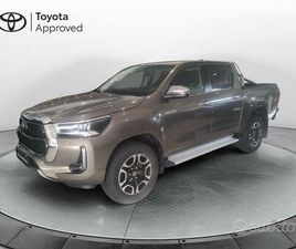 TOYOTA HILUX DOUBLE CABINE TOYOTA HILUX TOYOTA DOUBLE CAB 2.4 D-4D EXECU...