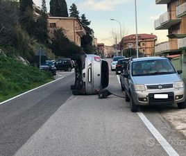 SSANGYONG TIVOLI SSANGYONG TIVOLI INCIDENTATA ANNO 2020