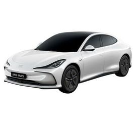 75KWH STANDARD RANGE SALOON AUTO 5DR