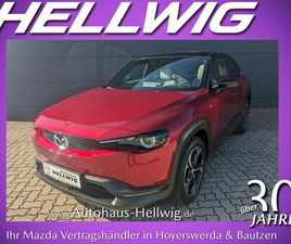 R-EV E-SKYACTIV MAKOTO PREMIUM GSD MODERN CONFIDENCE