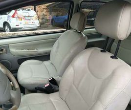 RENAULT TWINGO 1.2 16V PRIVILEGE QUICKSHIFT