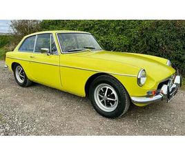 MG MGB INCREDIBLE 1974 MG B GT 1800 WITH 1 FAMILY OWNER & 30K MILES A VENDRE