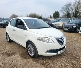CHRYSLER YPSILON 2012 - 1.2 LIMITED 5DR