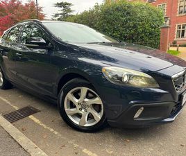 VOLVO V40 CROSS COUNTRY D3 2013 VOLVO V40 2.0TD D3 CROSS COUNTRY LUX NAV GEARTRONIC