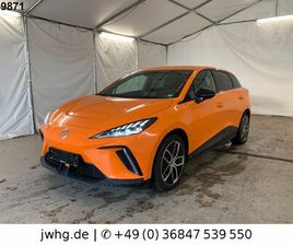 MG4 LUXURY LEDER NAVI 360°KAM ACC WÄRMEP