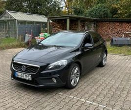 VOLVO V40 CROSS COUNTRY VOLVO V40 CROSS COUNTRY