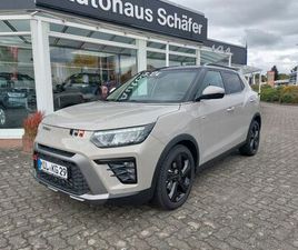 SSANGYONG TIVOLI KGM TIVOLI 1.5 T-GDI 4WD AT BLACK 2-TONE