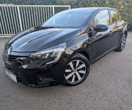 RENAULT CLIO RENAULT CLIO 5 V 2023 28500KM EQUILIBRE 1.0 TCE 90 / 100 CV BOITE 6 VITESSES 1ÈRE MAIN / ANDROID AUTO APPLE CARPLAY FEUX FULL LED AUTO AIDES A LA CONDUITE