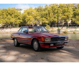 MERCEDES-BENZ 560 SL R107 - 1987