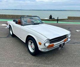 TRIUMPH TR6