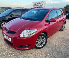 TOYOTA - AURIS 1.4 VVTI AURIS