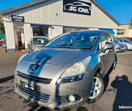 PEUGEOT 5008 PEUGEOT 5008 1L6 HDI 112 CH