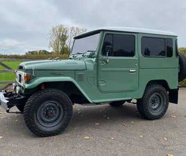 TOYOTA LAND CRUISER FJ40