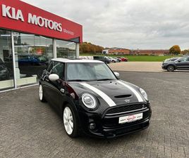 MINI COOPER S 2,0 CHILI PANORAMA NAVI LED SOUNDSYSTEM