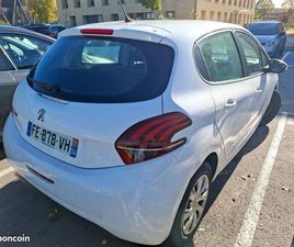 PEUGEOT 208 SOCIETE PEUGEOT 208 DIESEL HDI 100 CV CARPLAY GPS SOCIÉTÉ TVA RECUPERABLE GARANTIE