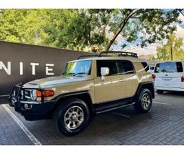 TOYOTA FJ CRUISER 2012 TOYOTA FJ CRUISER 4.0 V6