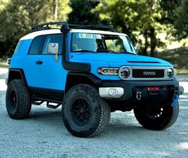 TOYOTA FJ CRUISER 4.0 I6 *MANUALE*