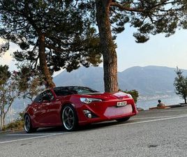 TOYOTA GT-86 TOYOTA GT86 MIT TOP AUSSTATTUNG!