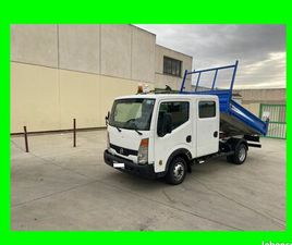 NISSAN BENNE. CABSTAR BENNE DOUBLE CABINE 6 PLACES COMME NEUF CONTRÔLE OK VIERGE . AVEC MOTEUR NT400 2L5 YD25 140 CH 88 MILLE KM VENTE UNIQUEMENT AU TÉLÉPHONE 1