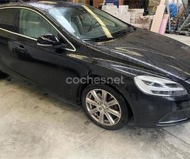 VOLVO V40 1.5 T2 RDESIGN MOMENTUM AUTO