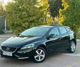 VOLVO - V40